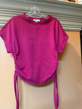 Sam Edelman Fuchsia Short Sleeve Drawstring Top